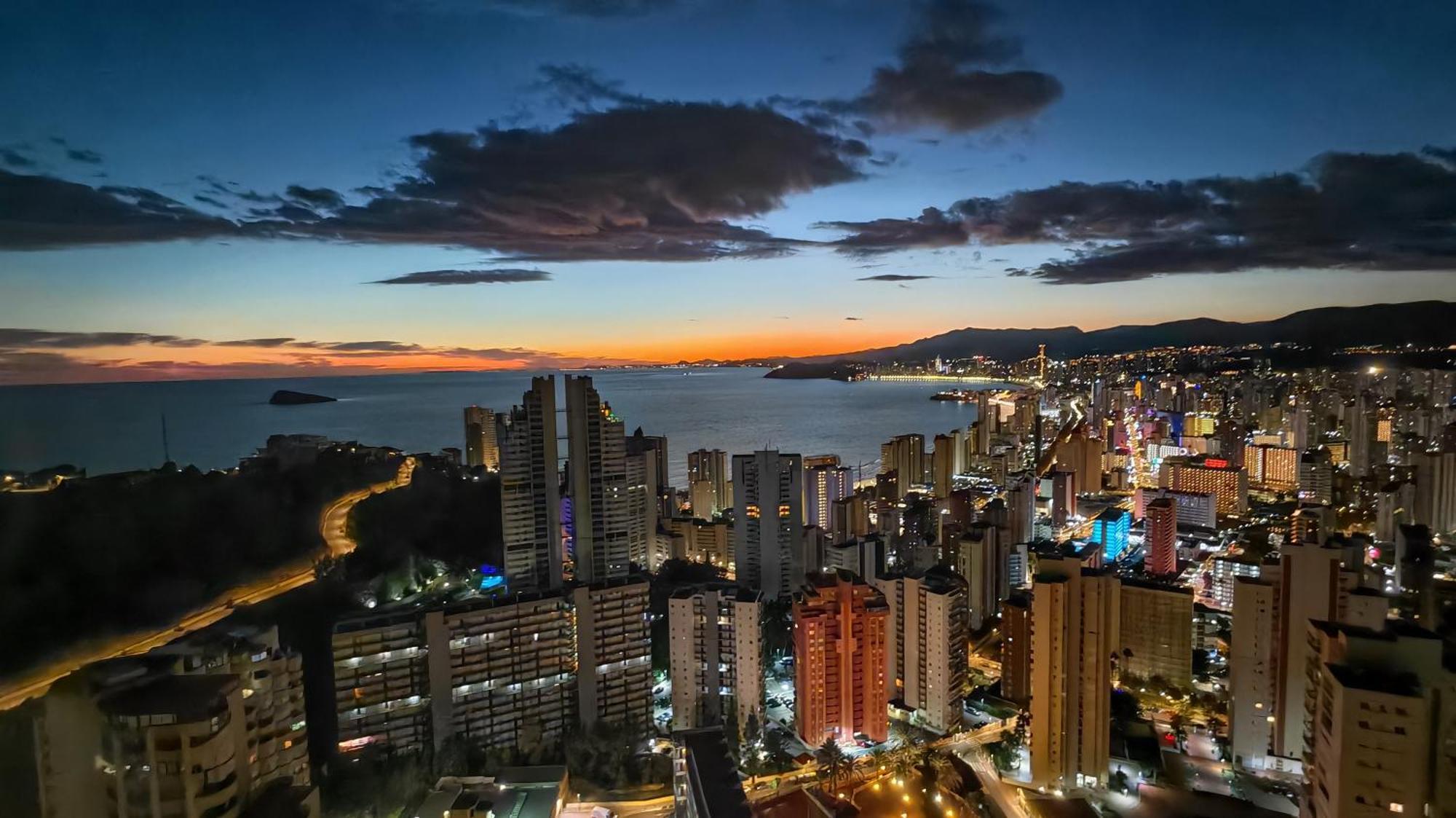 Skyline Floor 28 Sea Views Leilighet Benidorm Eksteriør bilde